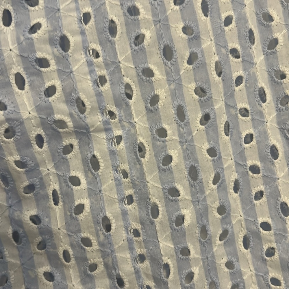 Women's White Eyelet Top - Picture 4 of 8